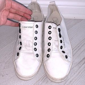 💕Calvin Klein white sneakers